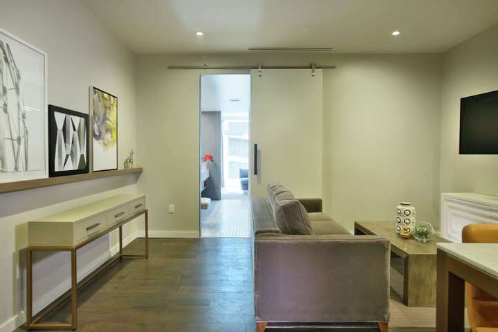 Room 30 of 121