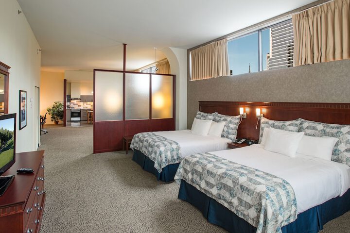 Le Square Phillips Hotel & Suites