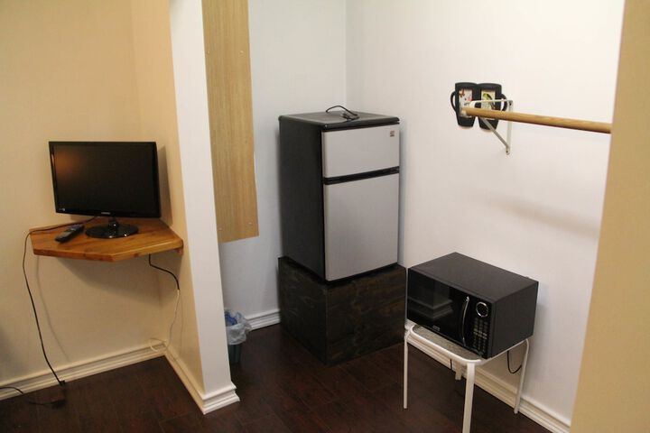 Room 12 of 14