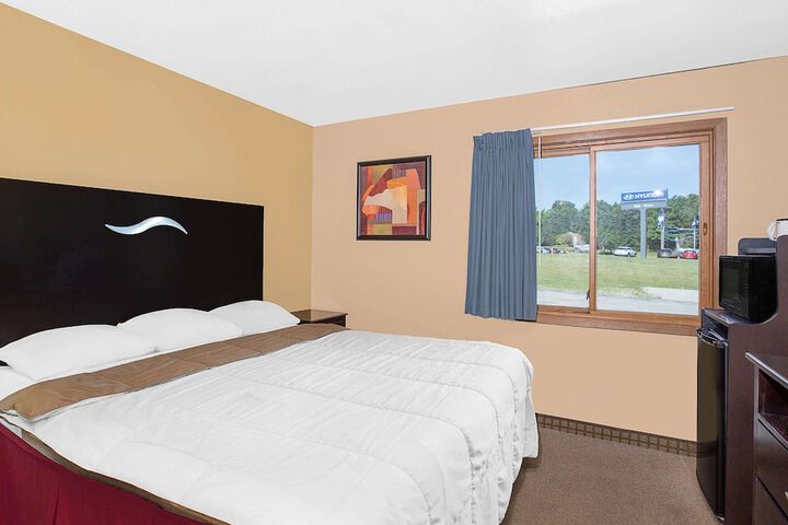 Room 12 of 13
