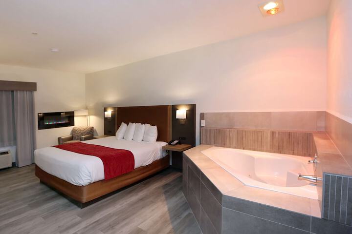 Room 18 of 31
