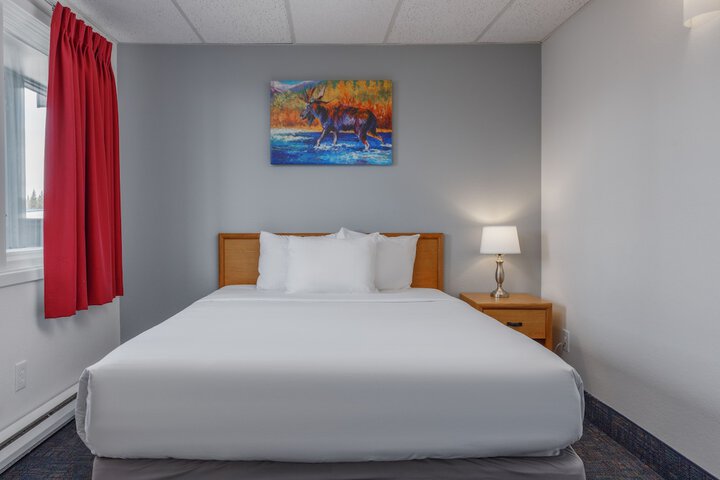Room 33 of 43