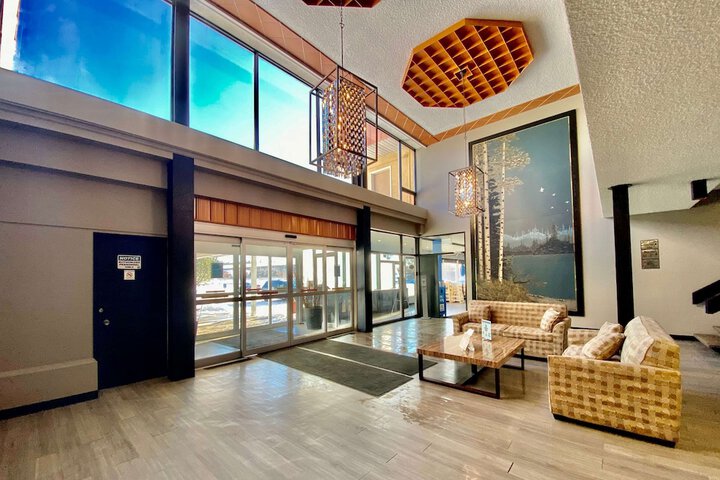 Hotel Interior 6 of 55