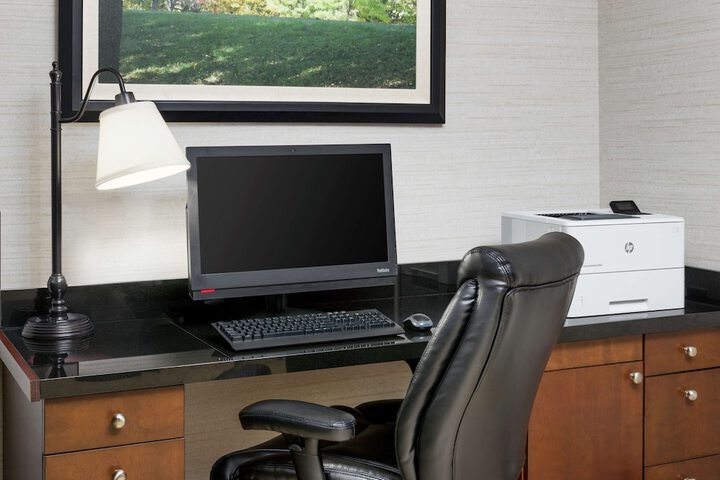 Business Center 34 of 34