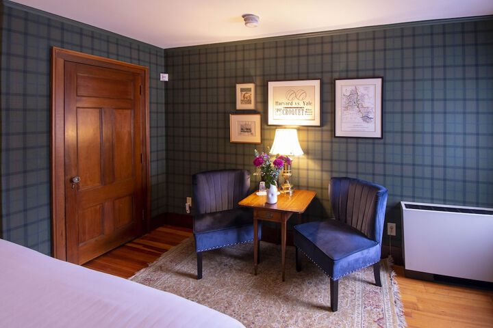 Room 74 of 144