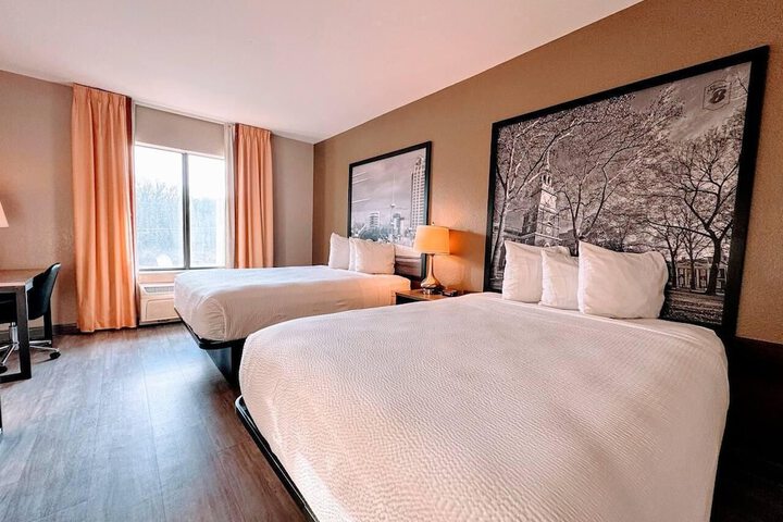 Super 8 by Wyndham Pennsville / Wilmington