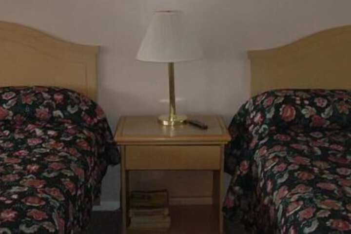 Room 37 of 45