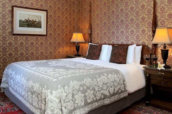 Room 26 of 38