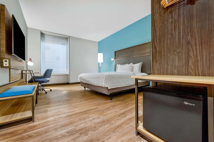 Room 31 of 46