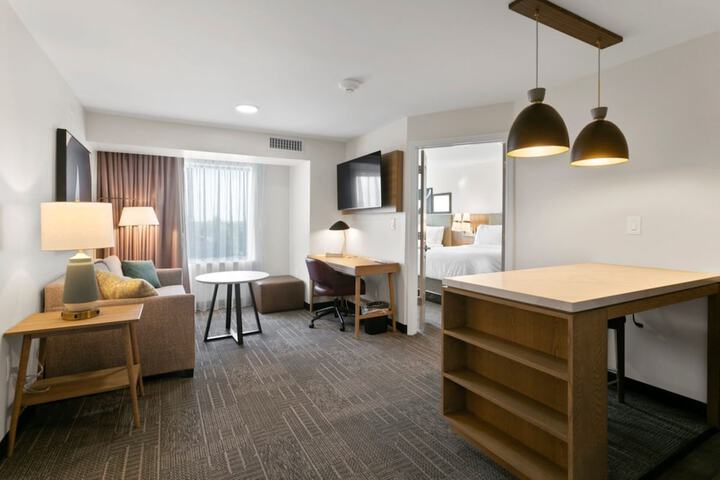 Room 12 of 30