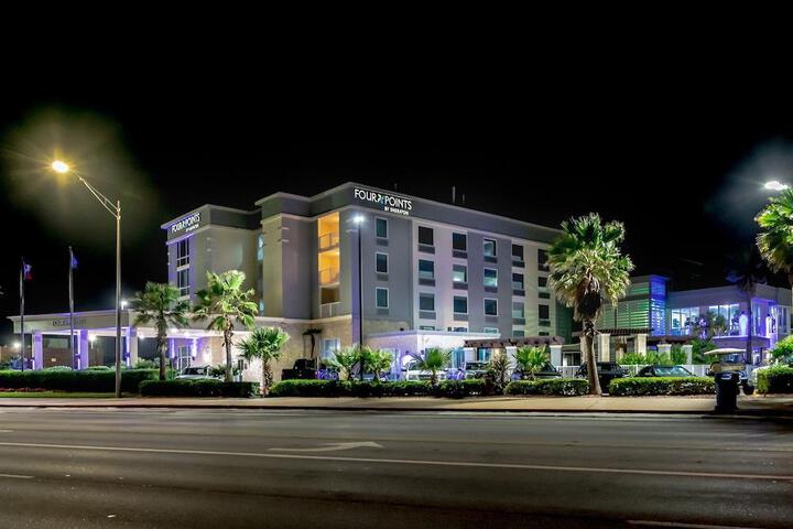 Clarion Pointe Galveston Seawall