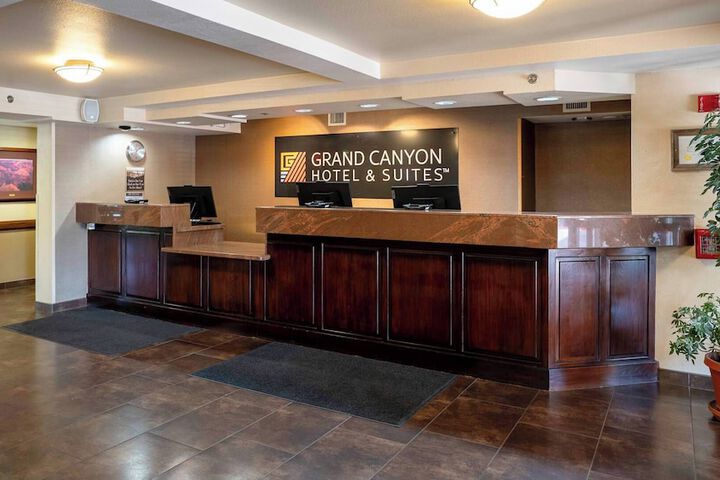 Grand Canyon Hotel and Suites