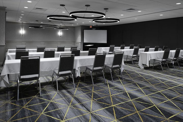 Holiday Inn & Suites Marlborough by IHG