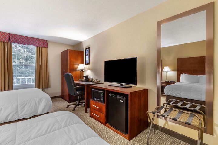 Room 7 of 36