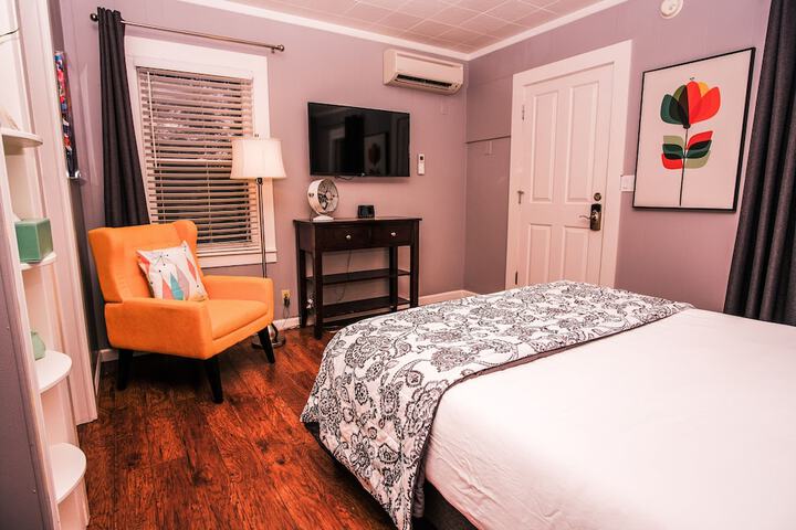 Room 17 of 64