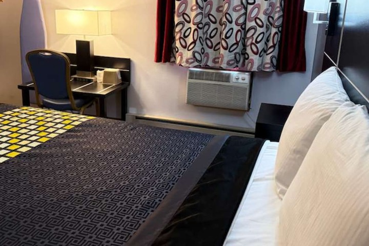Coratel Inn & Suites by Jasper Hastings