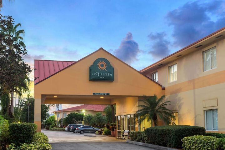 Hotel 3 of 34