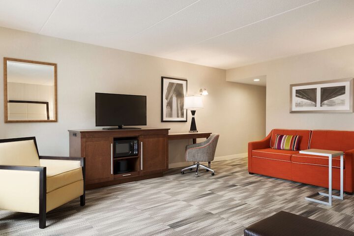 Room 19 of 32