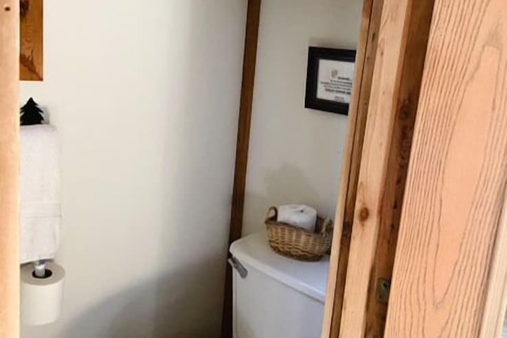 Room 60 of 143
