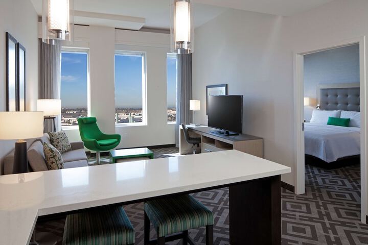 Room 21 of 39