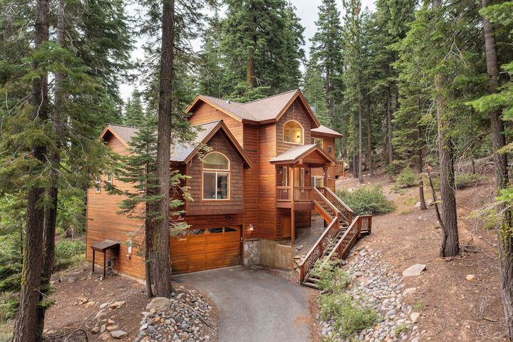 Modern Lake Tahoe Retreat Ski and Swim