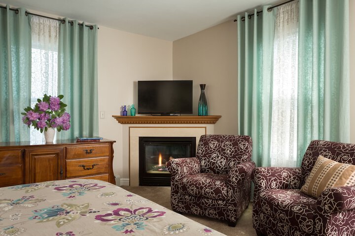 Room 8 of 35
