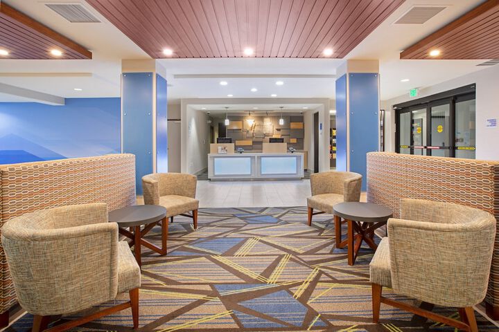 Hotel 4 of 66
