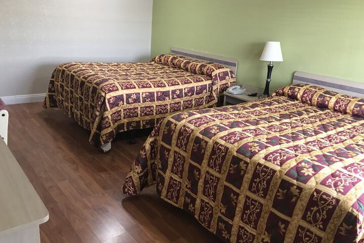 Room 37 of 59