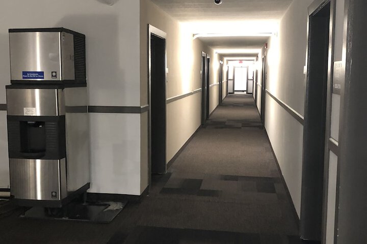 Ballroom/Hall 47 of 53