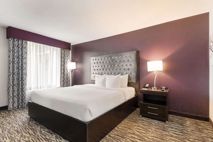 Room 41 of 60
