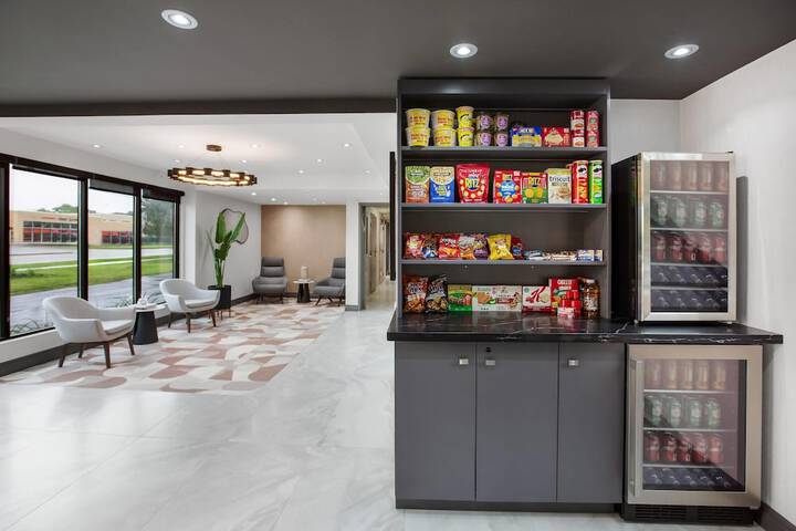 Ramada by Wyndham Kingston