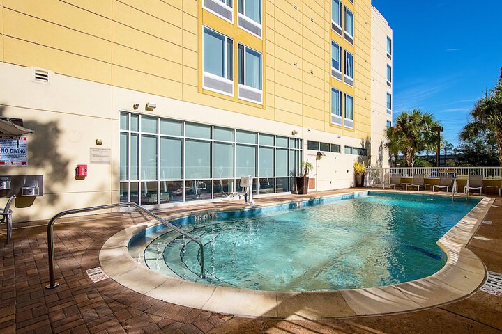 Pool 3 of 26