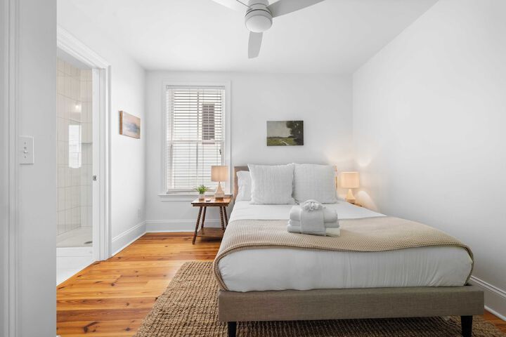 1 Block to Beach Newly Renovated 6bdr w / Rooftop Views Sand Dune by Avantstay