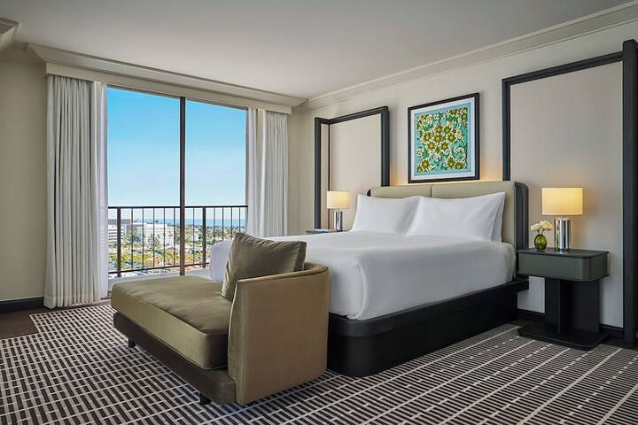Pendry Newport Beach