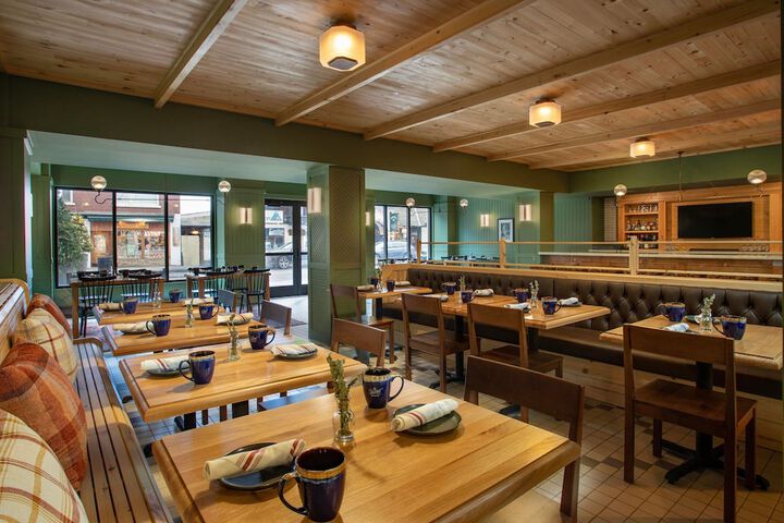 Grand Adirondack Hotel Lake Placid, a Tribute Portfolio Hotel