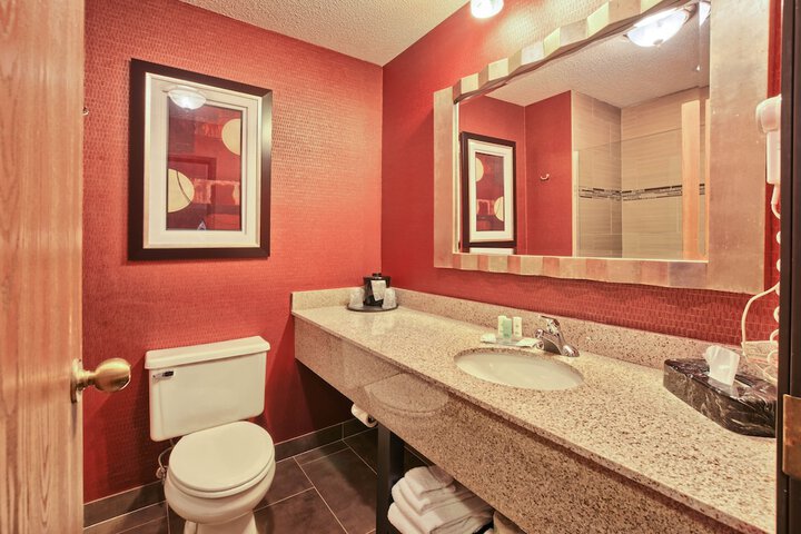 Comfort Inn & Suites and Conference Center