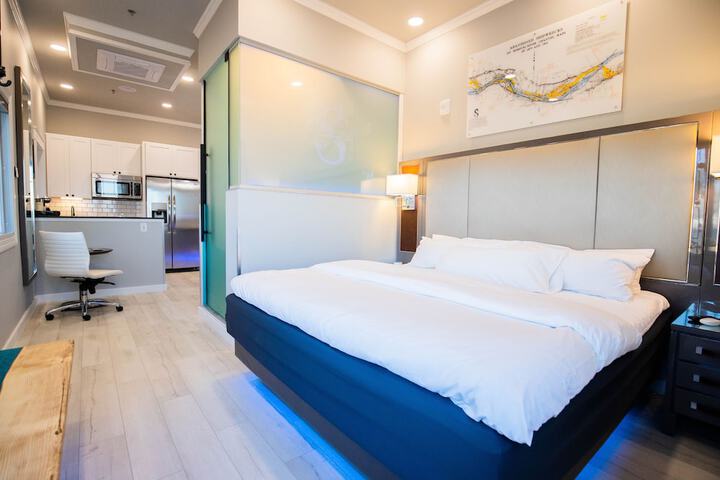 River Sirens Hotel