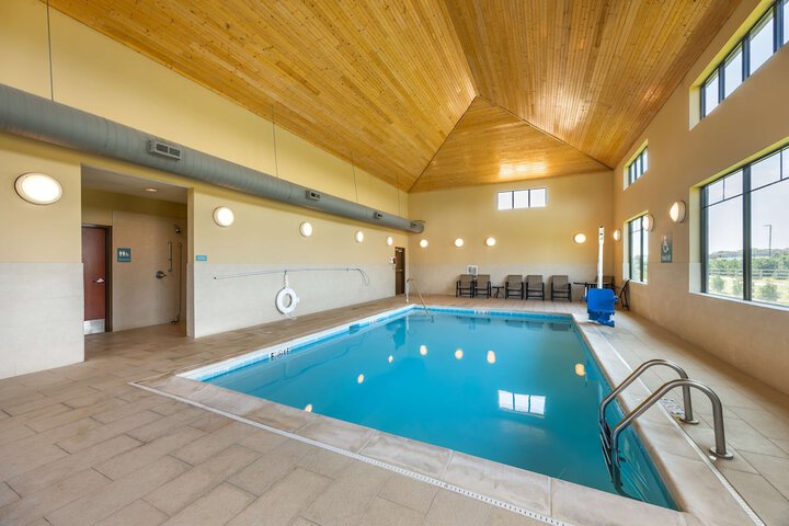 Pool 4 of 45