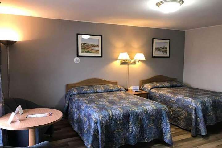 Coastal Inn Kingfisher