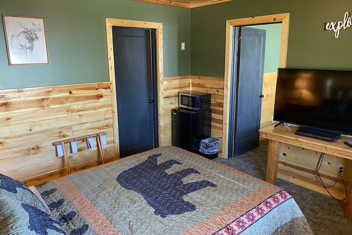 The Fishing Bear Lodge