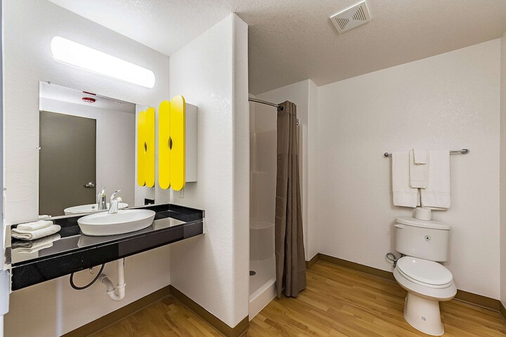 Room 15 of 30