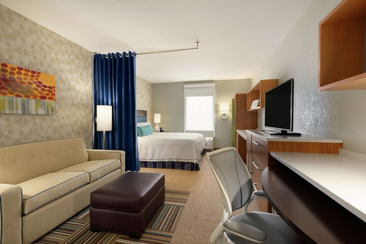Room 14 of 25