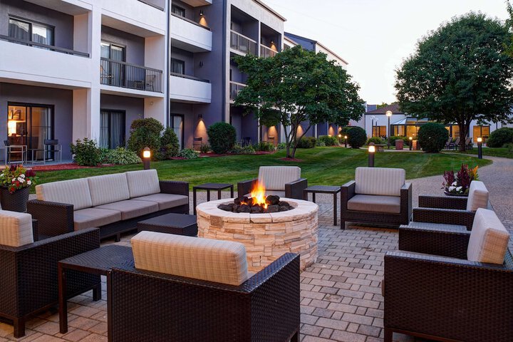 Terrace/Patio 29 of 32
