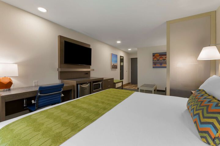 Room 14 of 43