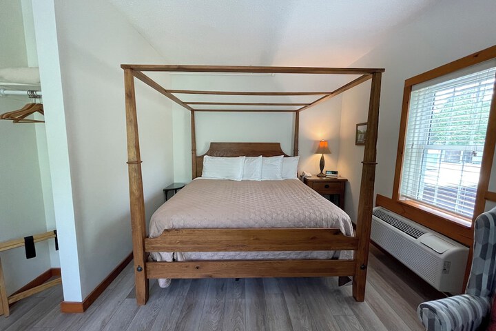 Room 41 of 93