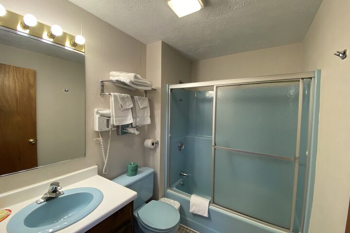 Economy Lodge