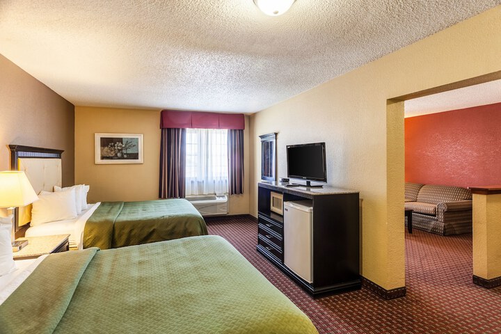 Room 44 of 51