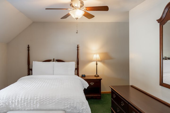 Room 34 of 78