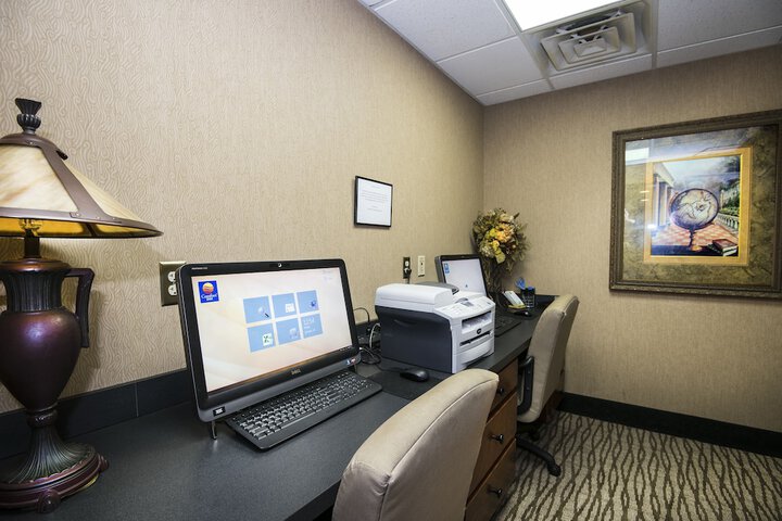 Business Center 57 of 57