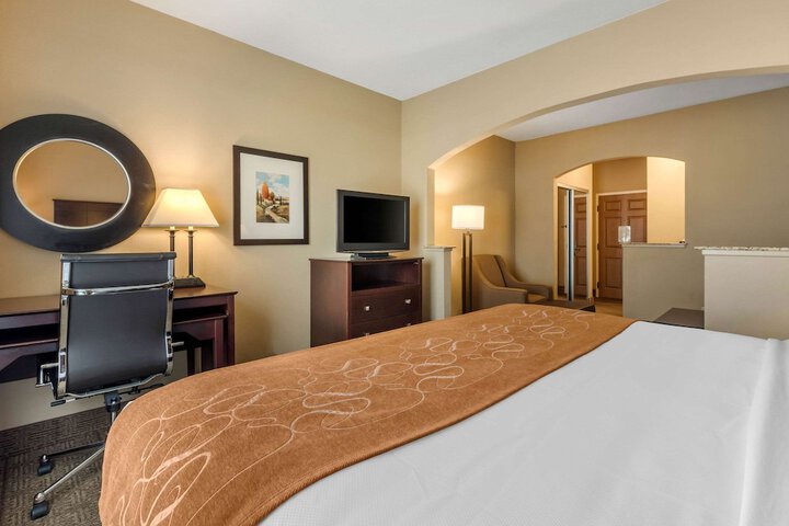 Room 18 of 37